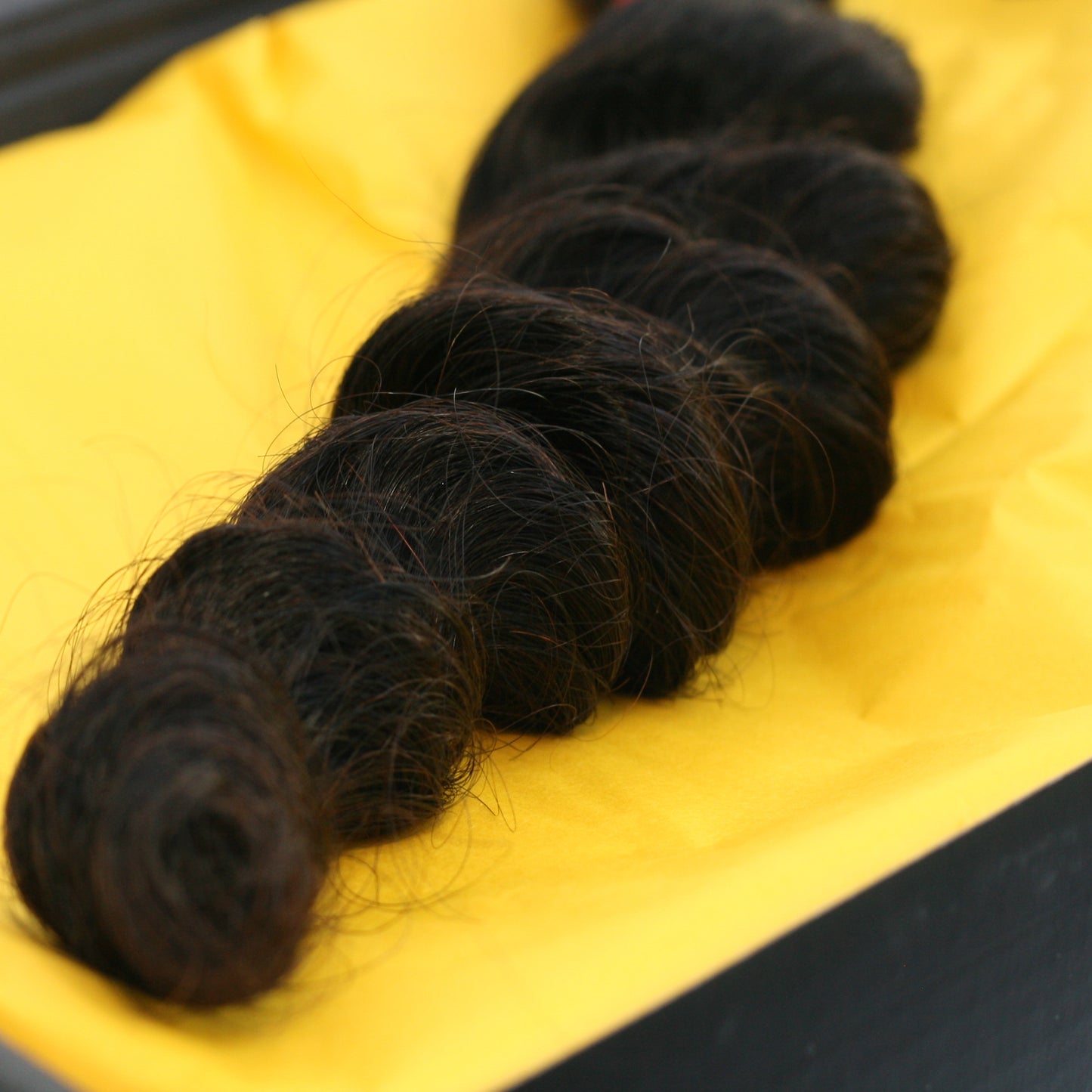 Mixed Strands Luxury Hair The Hollywood Loose Curl #1B Dark Brown 100% Virgin Human Hair Extensions